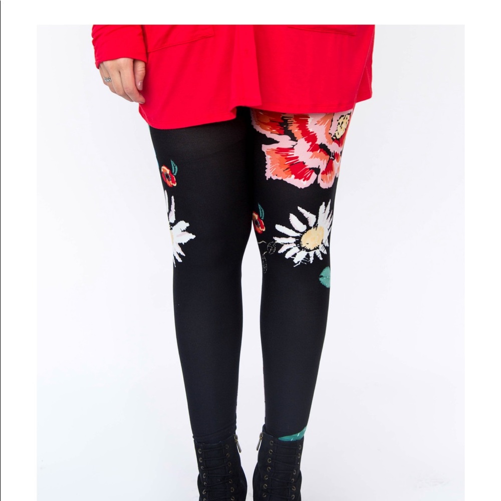 Floral on Black Agnes & Dora Leggings